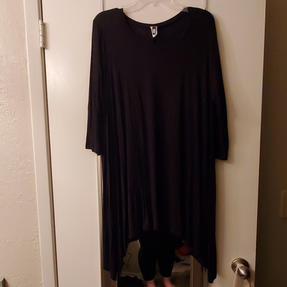 Sharkbite hem tunic